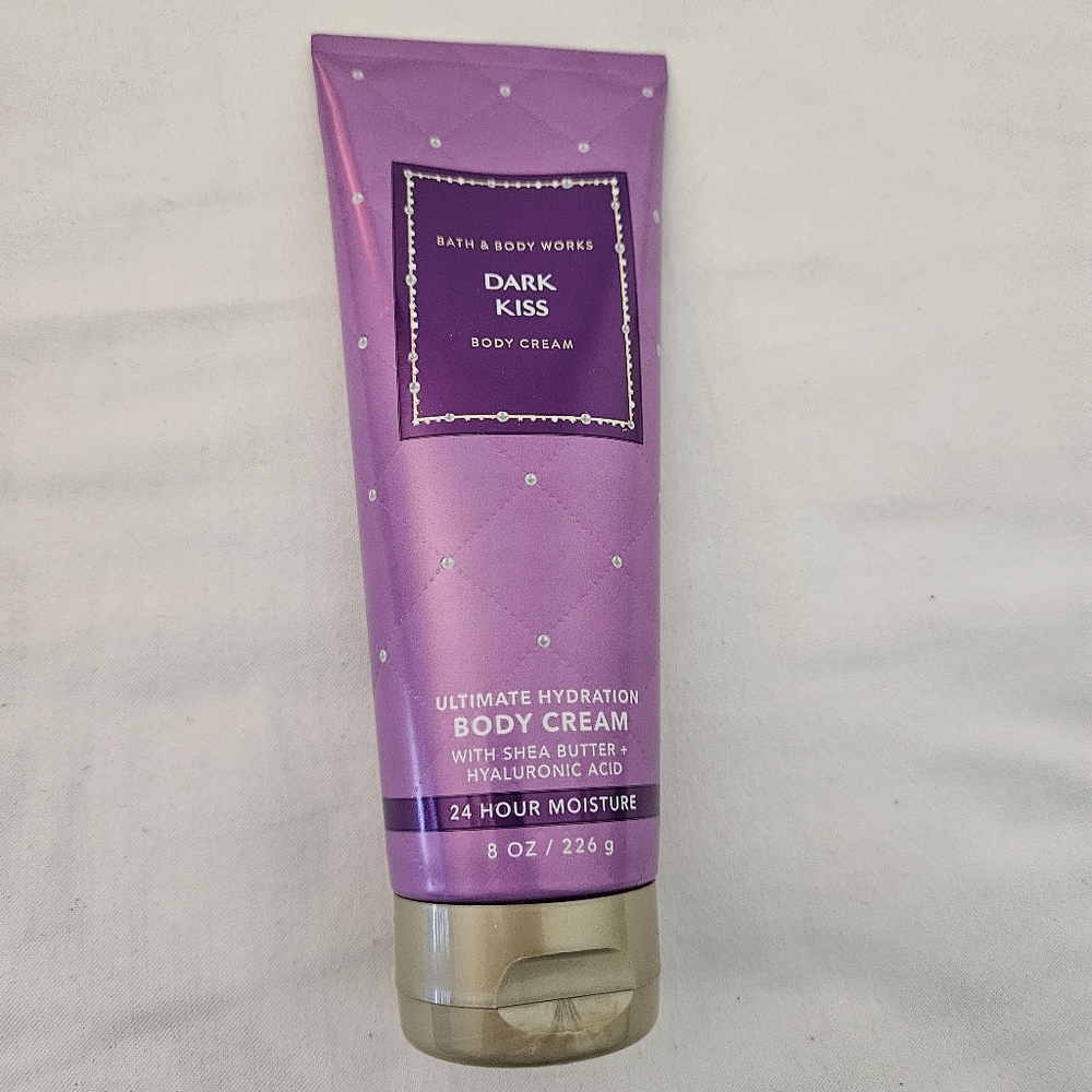 Bath & Body Works Dark Kiss Body Cream 8 Oz